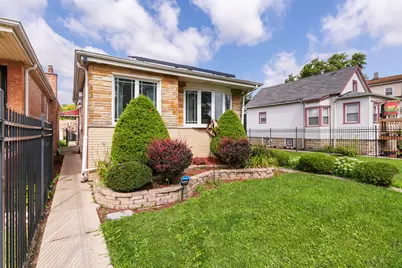 9010 S Parnell Avenue, Chicago, IL 60620 - Photo 1