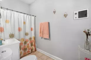 839 W Lakeside Pl, Chicago, IL 60640 - Photo 29
