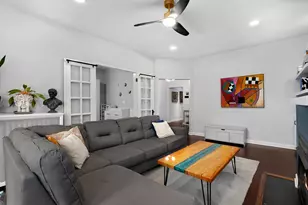839 W Lakeside Pl, Chicago, IL 60640 - Photo 7