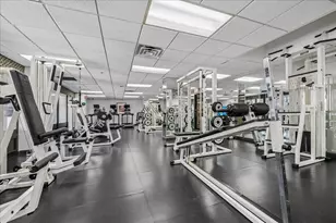 5320 N Sheridan Rd, Chicago, IL 60640 - Photo 5