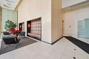 5320 N Sheridan Rd, Chicago, IL 60640 - Photo 3