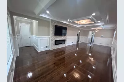 12211 S Lafayette Avenue, Chicago, IL 60628 - Photo 5