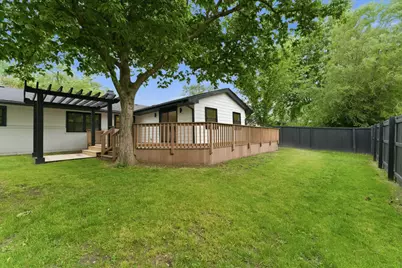 145 Wildwood Road, Elk Grove Village, IL 60007 - Photo 27