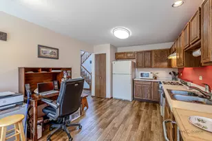 447 Canterbury Dr, Carol Stream, IL 60188 - Photo 15