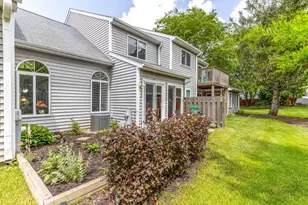 447 Canterbury Dr, Carol Stream, IL 60188 - Photo 25