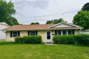 213 River Dr, Dekalb, IL 60115 - Photo 1
