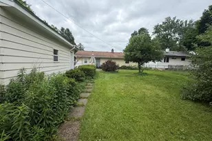 213 River Dr, Dekalb, IL 60115 - Photo 17