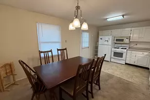 213 River Dr, Dekalb, IL 60115 - Photo 5