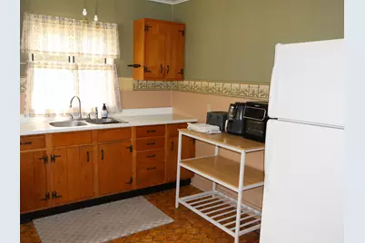 315 W 3rd Street, Streator, IL 61364 - Photo 9