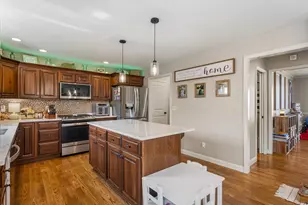 3001 Applewood Dr, Monticello, IL 61856 - Photo 11