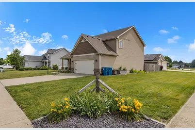 3001 Applewood Drive, Monticello, IL 61856 - Photo 3