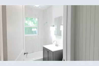 1716 Rogers Avenue, McHenry, IL 60050 - Photo 11