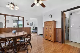 620 N 1st St, Carbon Hill, IL 60416 - Photo 9