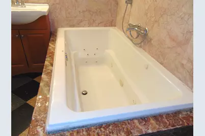 9588 N Terrace Place #208H, Des Plaines, IL 60016 - Photo 13