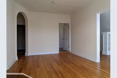 2704 N Sawyer Avenue #305, Chicago, IL 60647 - Photo 3