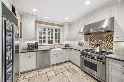 610 N Oak Park Avenue, Oak Park, IL 60302 - Photo 11