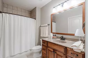 2104 Sinclair Ct, Bloomington, IL 61704 - Photo 37