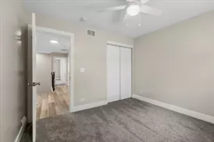 369 Abington Woods Dr, Aurora, IL 60502 - Photo 17