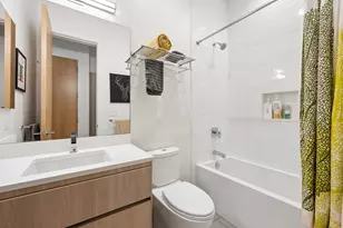 5945 N Magnolia Ave, Chicago, IL 60660 - Photo 11