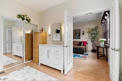1916 W Irving Park Road, Chicago, IL 60613 - Photo 11