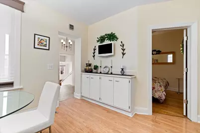 1916 W Irving Park Road, Chicago, IL 60613 - Photo 15