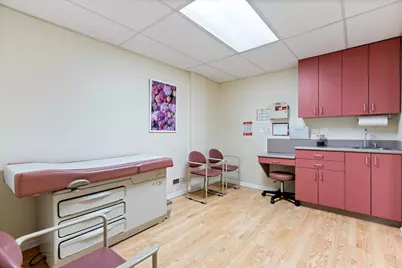 1916 W Irving Park Road, Chicago, IL 60613 - Photo 25