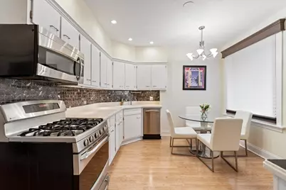 1916 W Irving Park Road, Chicago, IL 60613 - Photo 13