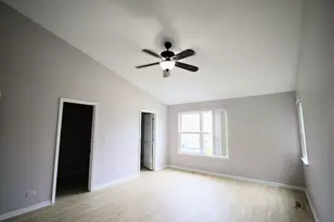 771 S Sienna Dr, Round Lake, IL 60073 - Photo 31
