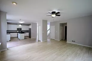771 S Sienna Dr, Round Lake, IL 60073 - Photo 17