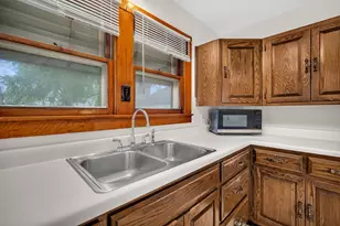 220 S Marguerite St, Coal City, IL 60416 - Photo 13