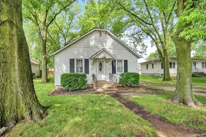 220 S Marguerite Street, Coal City, IL 60416 - Photo 1