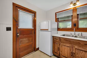 220 S Marguerite St, Coal City, IL 60416 - Photo 15