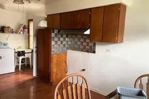 8741 S Washtenaw Ave, Evergreen Park, IL 60805 - Photo 11
