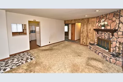 17029 Lorenz Avenue, Lansing, IL 60438 - Photo 3