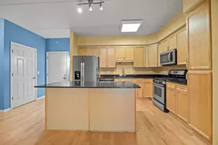 819 Graceland Ave, Des Plaines, IL 60016 - Photo 9