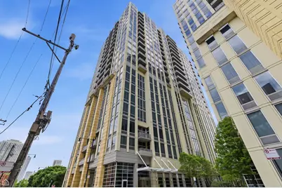 700 N Larrabee Street #1013, Chicago, IL 60654 - Photo 1
