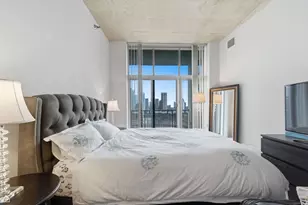 700 N Larrabee St, Chicago, IL 60654 - Photo 5