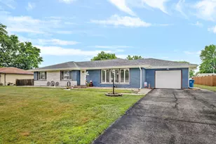 180 W Southmor Rd, Morris, IL 60450 - Photo 3