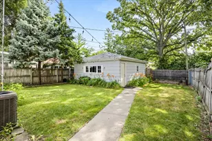 408 S May St, Joliet, IL 60436 - Photo 27