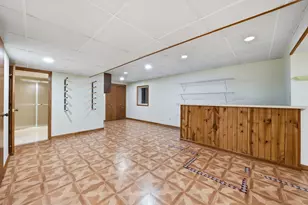 313 Trinity Ln, Oak Brook, IL 60523 - Photo 41