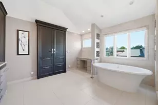 313 Trinity Ln, Oak Brook, IL 60523 - Photo 29
