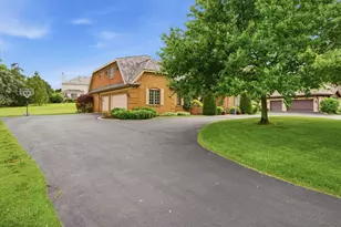 313 Trinity Ln, Oak Brook, IL 60523 - Photo 47