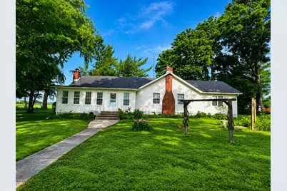 27712 W 17th Street Road, Centralia, IL 62801 - Photo 1