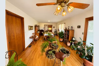 27712 W 17th Street Road, Centralia, IL 62801 - Photo 9