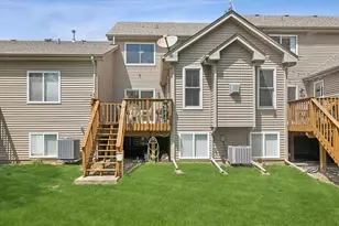 1479 Mackenzie Ln, Elgin, IL 60120 - Photo 21