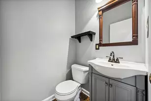 4528 S St Lawrence Ave, Chicago, IL 60653 - Photo 13