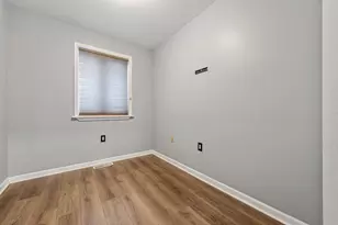 4528 S St Lawrence Ave, Chicago, IL 60653 - Photo 17
