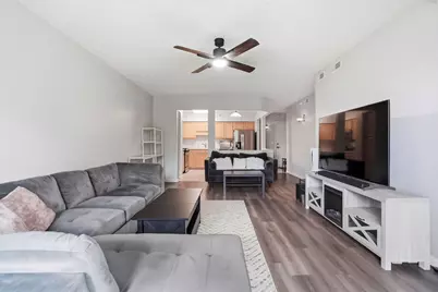 5055 Madison Street #402, Skokie, IL 60077 - Photo 5