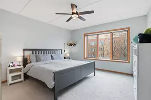 5055 Madison St, Skokie, IL 60077 - Photo 9