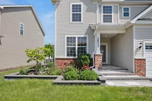 2531 Basin Trail Ln, Naperville, IL 60563 - Photo 7